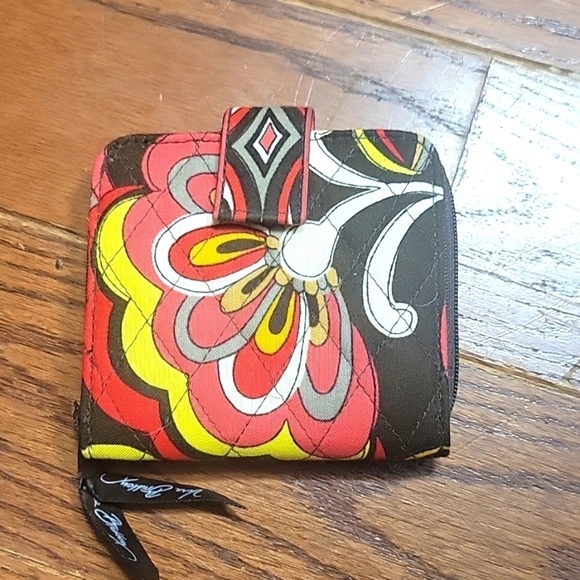 Vera Bradley Small Square Walle - Picture 1 of 6